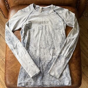 Lululemon Swiftly Tech Long Sleeve 2.0 MultiDye 6 Shibori Stripe Graphite Grey
